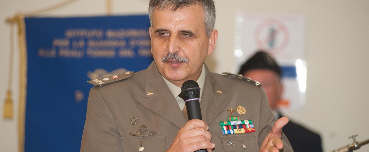 Una vita per la Patria 2015 - Generale B. Cesare Alimenti - Comandante Comando Militare Esercito “Emilia Romagna”