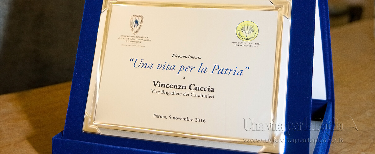 Una vita per la Patria 2016 - targa del Premio Nazionale 2016 - Vice Brigadiere (cong.) Vincenzo Cuccia - Arma dei Carabinieri